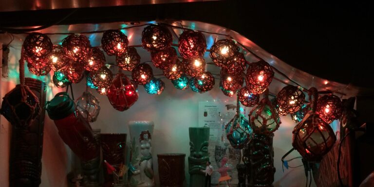 The tiki nook with controllable LED pixels